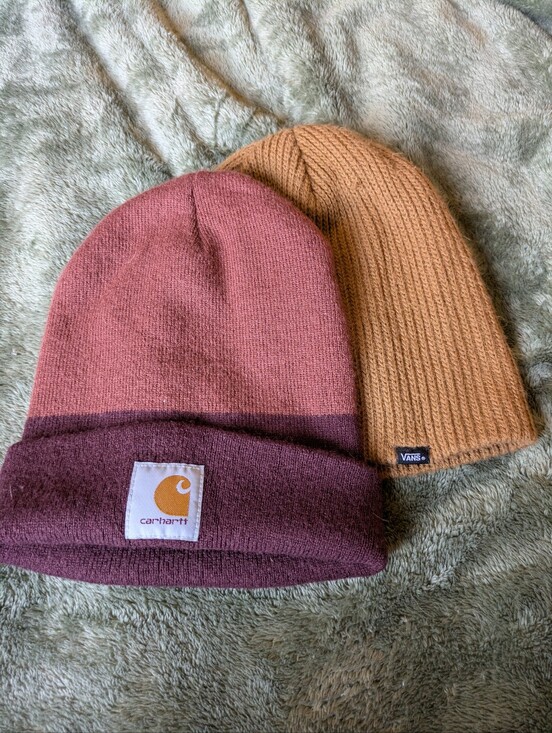 Carhartt Accessories - Carhartt & Vans Beanie Lot